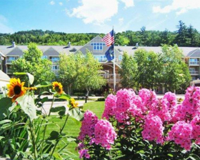 Luxurious Slopeside Resort at Attitash Mountain Bartlett
